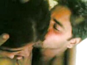 Chica grande hace un ...